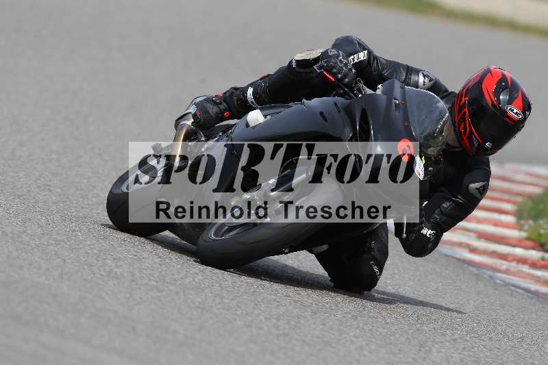 /Archiv-2023/06 10.04.2023 Moto Club Anneau du Rhin/Rouge Expert/6